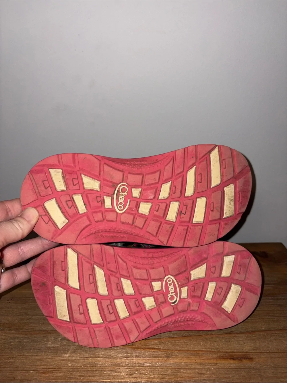 Chaco Kids Multicolor Strap Sandals with Black Footbed and Pink Trim Youth 2